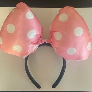 Oversized Minnie Bow Ears